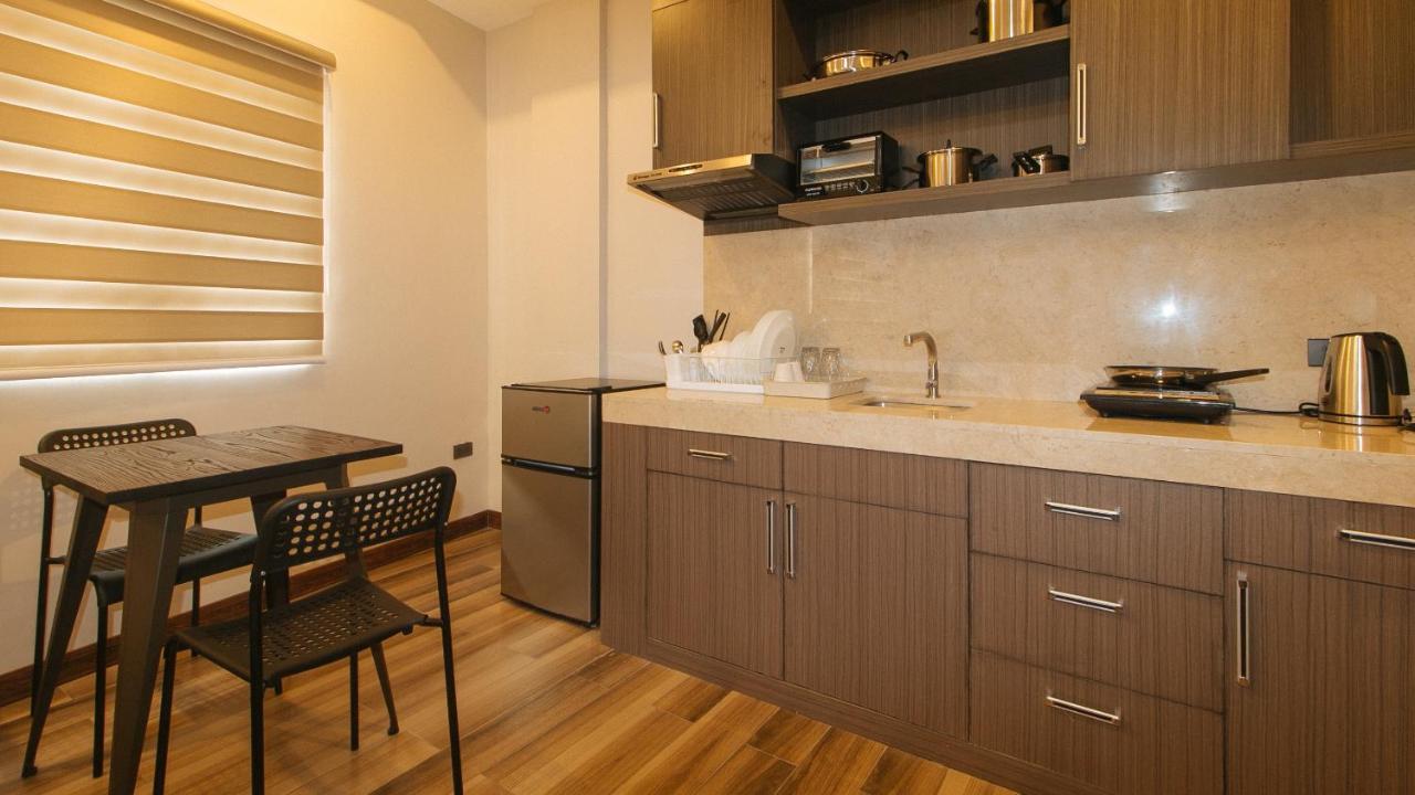 Reddoorz Plus @ Bez Tower And Residences San Juan San Juan  Exterior foto